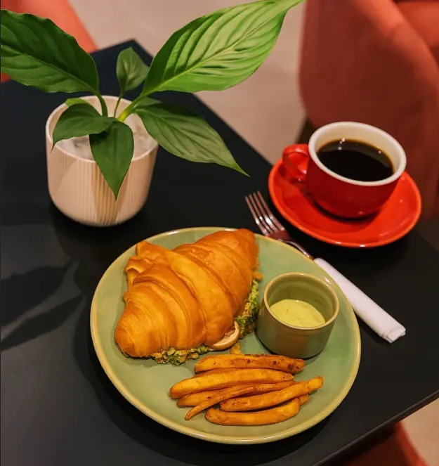 Gourmet Croissant & Coffee